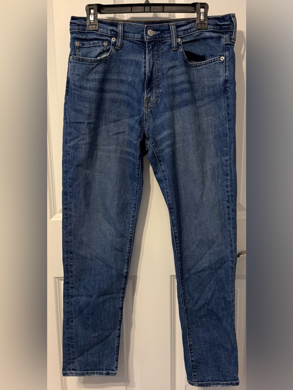 NWOT - Abercrombie & Fitch Men's Blue Athletic Skinny Jeans